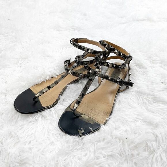 Valentino Garavani Rockstud Ankle Strap Gladiator Leather Thong Sandals - Picture 2 of 14